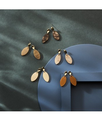 BIBA oorbellen met gouden stekers en gekleurde hangertjes