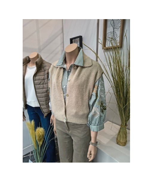 BELLITA beige vestje met knopen