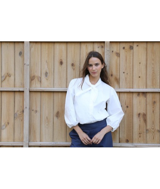 BELLITA witte bloes met strik
