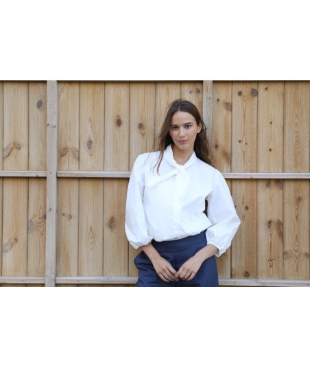 BELLITA witte bloes met strik