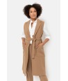 TERRE BLEUE camel mouwloze vest